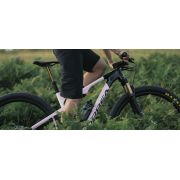 Orbea Oiz H30 - bicicleta MTB full suspension XC 29&quot; - alb White Chic- Shadow Coral (Gloss)