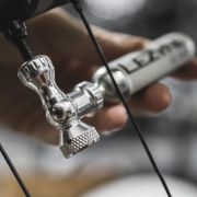 Lezyne - mini pompa CO2 - rosu - 25g