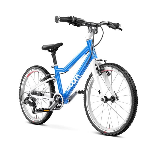 Woom - bicicleta copii 20&quot; Woom 4, varsta recomandata 6-8 ani (115-130cm) - 7,7 kg - albastru intens sky alb