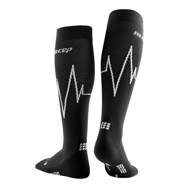 CEP - Sosete de compresie pentru femei Heartbeat Woman Tall comp  - negru alb dark clouds