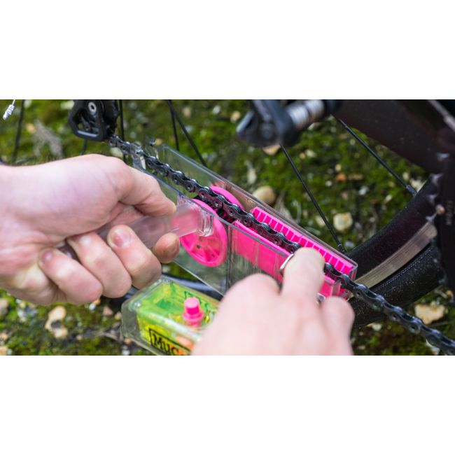 Muc-Off - Dispozitiv pentru curatarea lantului X-3 Dirty Chain Cleaner