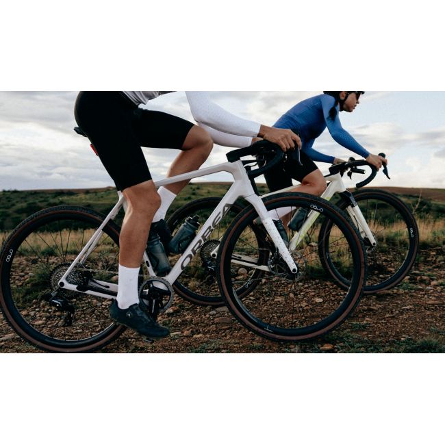 Orbea Terra M30TEAM - bicicleta gravel - alb Ivory White-Spicy Lime (Gloss)