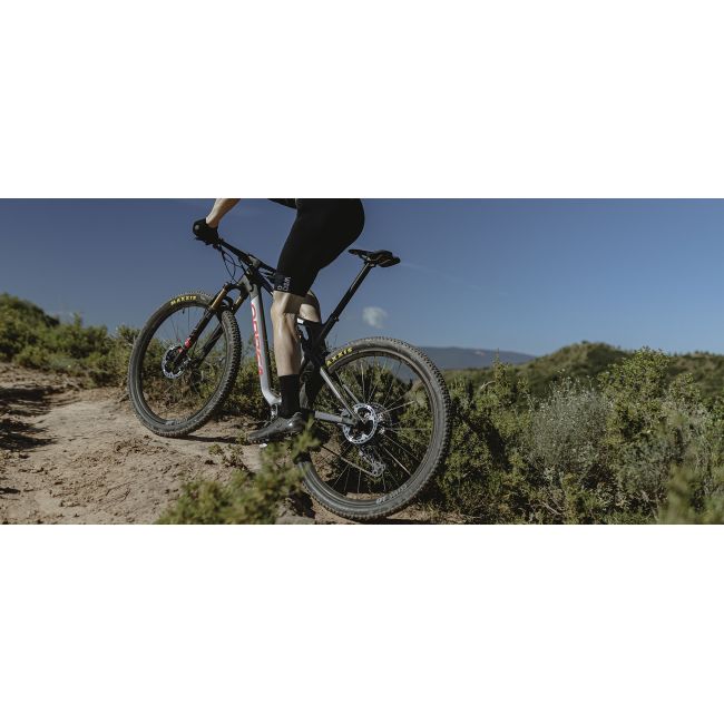 Orbea Oiz M21 - bicicleta MTB full suspension XC 29&quot; - negru