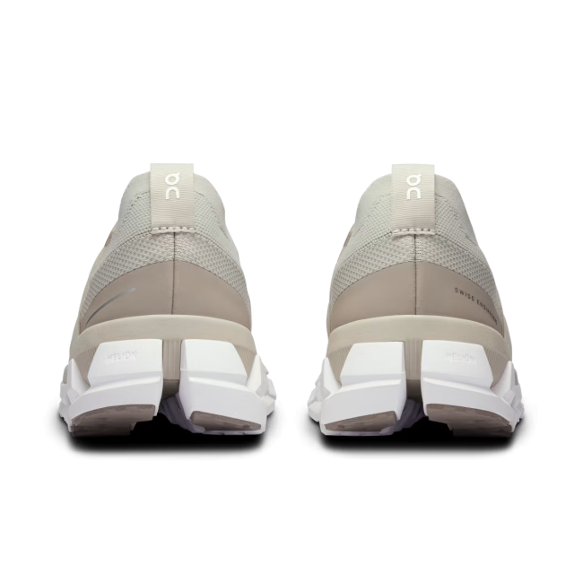 On CloudSwift 3 - pantofi sport pentru femei - Bej alb Pearl | Eclipse