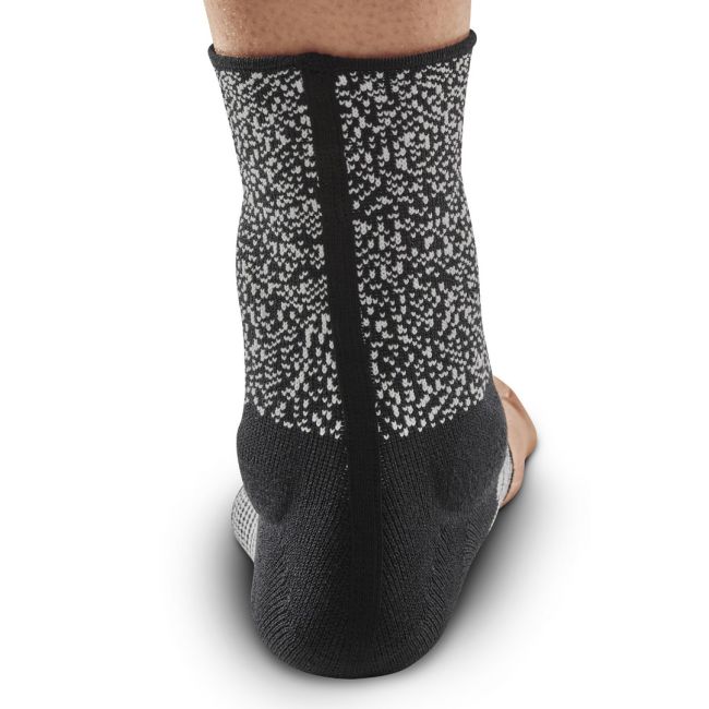 CEP - ortho glezna - Max Support Compression - Ankle Sleeve - Negru| Alb